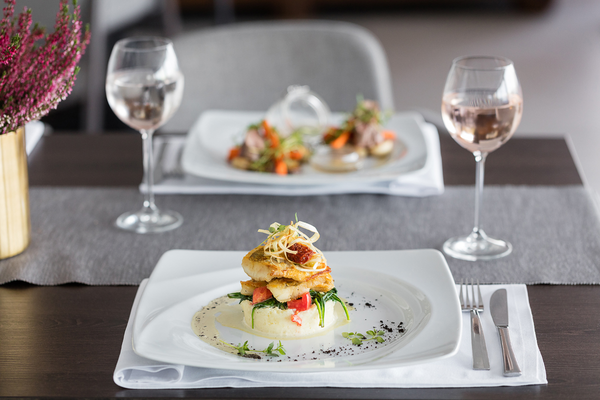 Hotel nad Jeziorem z Restauracją