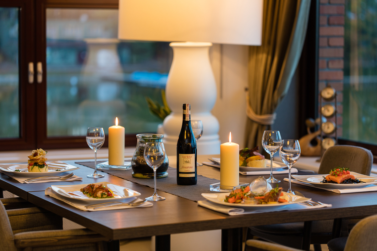 Hotel nad Jeziorem z Restauracją