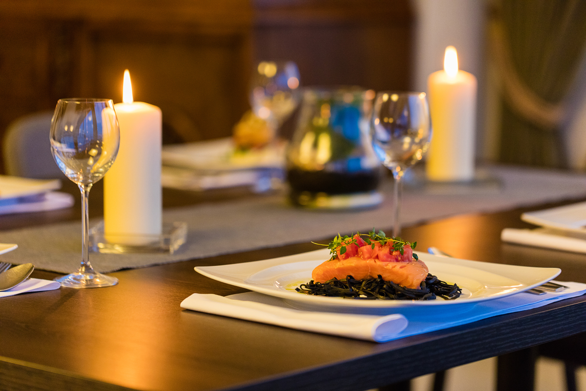 Hotel nad Jeziorem z Restauracją