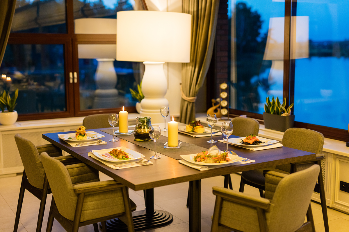 Hotel nad Jeziorem z Restauracją